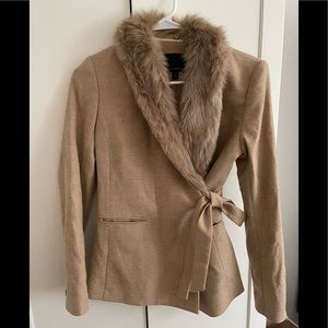 BR Italian Woven Beige/Camel Blazer Coat with Removable Faux Fur Collar